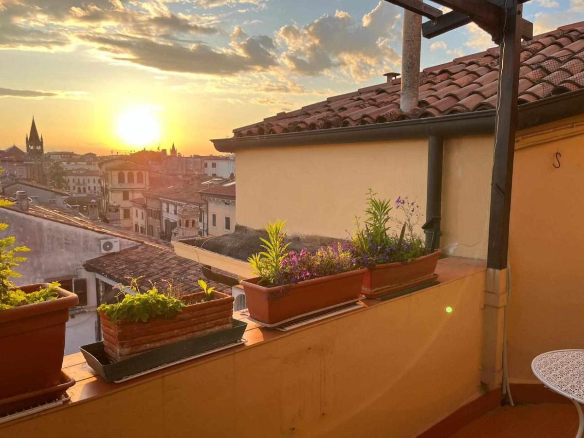 Destiny Home 8 Verona Veronetta Esterno foto